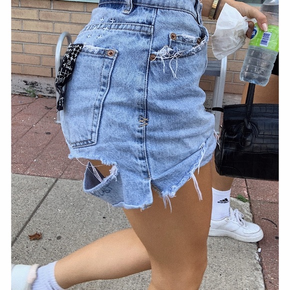 ISO KSUBI DISTRESSED JEAN SHORTS - Picture 1 of 1